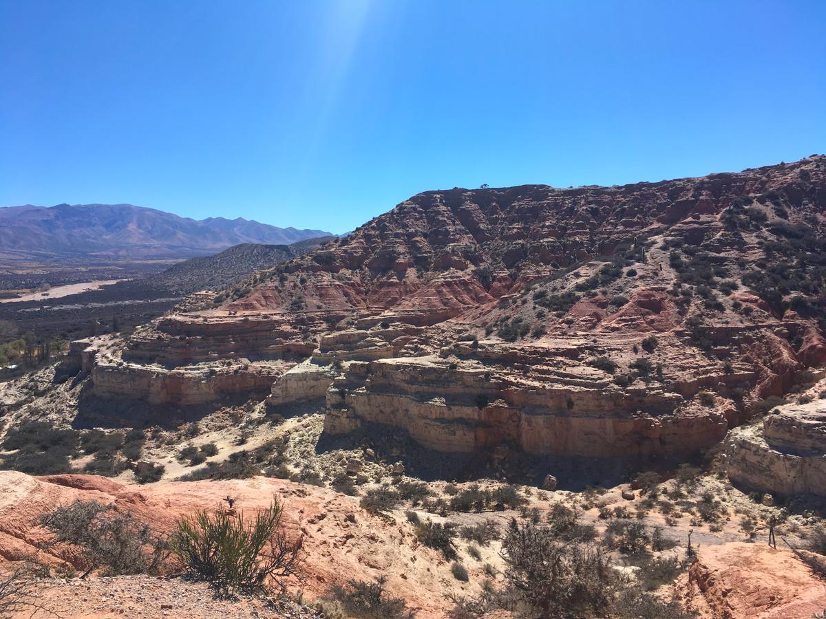 Inti Sayana Hostel Humahuaca Εξωτερικό φωτογραφία